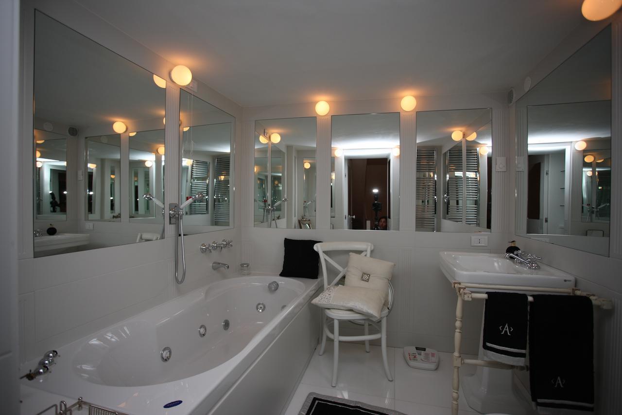 Palazzo Santinelli Bed & Breakfast SantʼAngelo in Vado Dış mekan fotoğraf